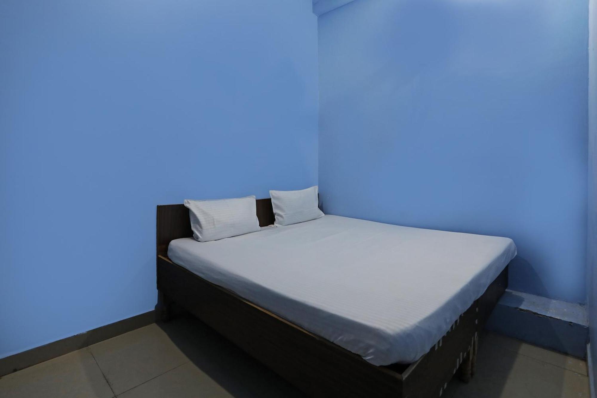 Hotel O Relax Faridábád Kültér fotó