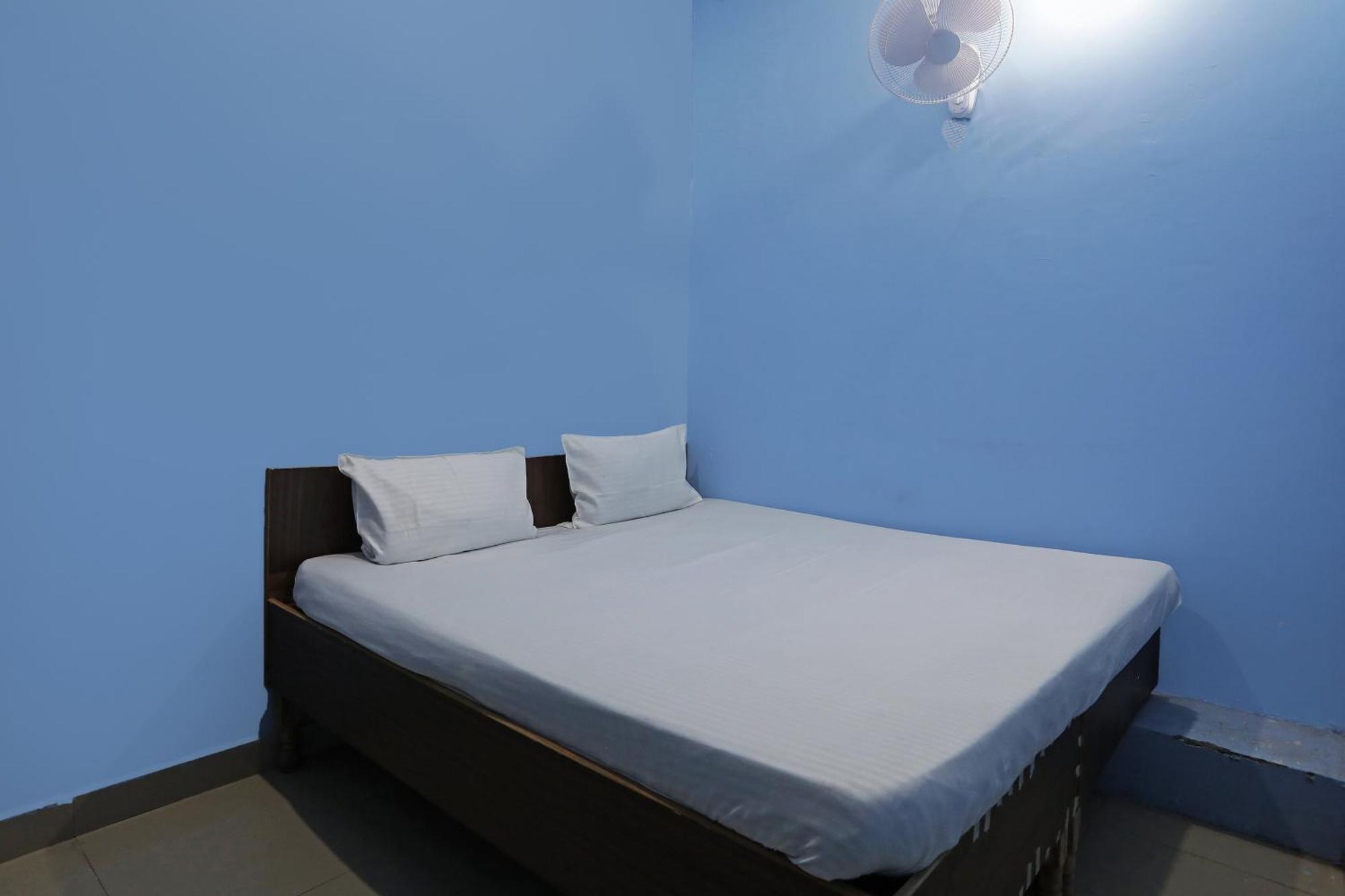 Hotel O Relax Faridábád Kültér fotó